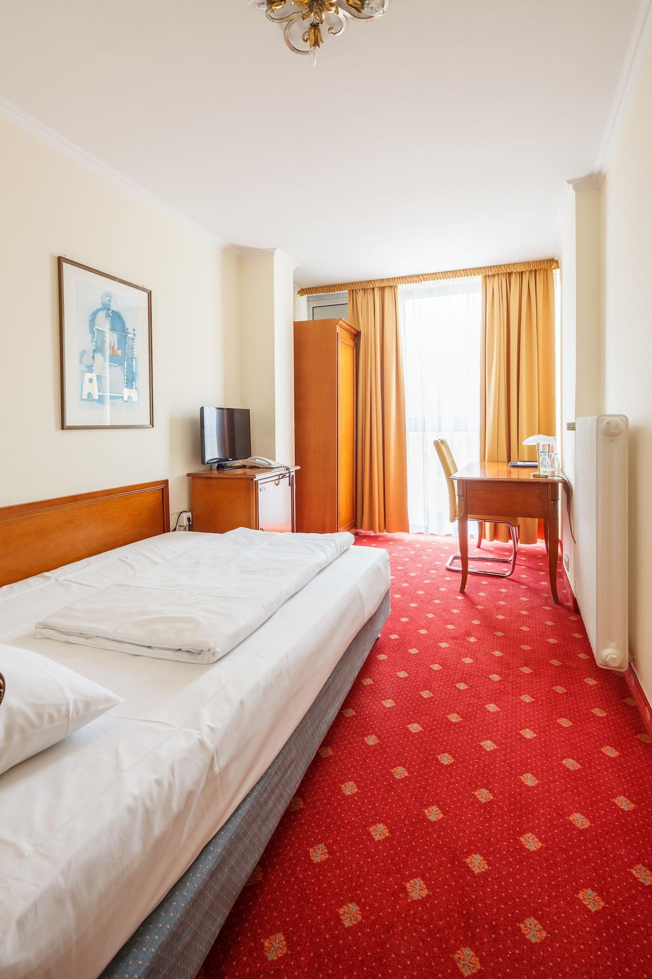 Hotel Aurbacher Hof Gmbh München Buitenkant foto