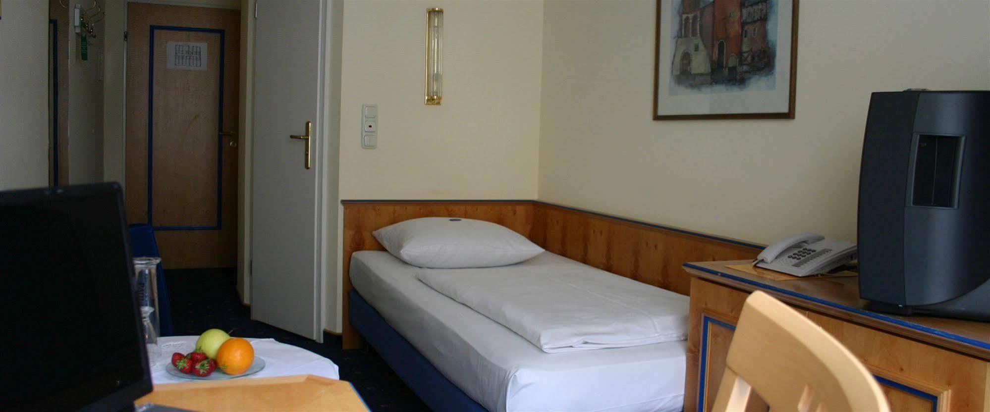 Hotel Aurbacher Hof Gmbh München Buitenkant foto